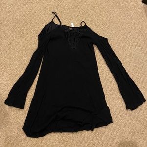 Black Dress Long Sleeves And Cold Shoulder